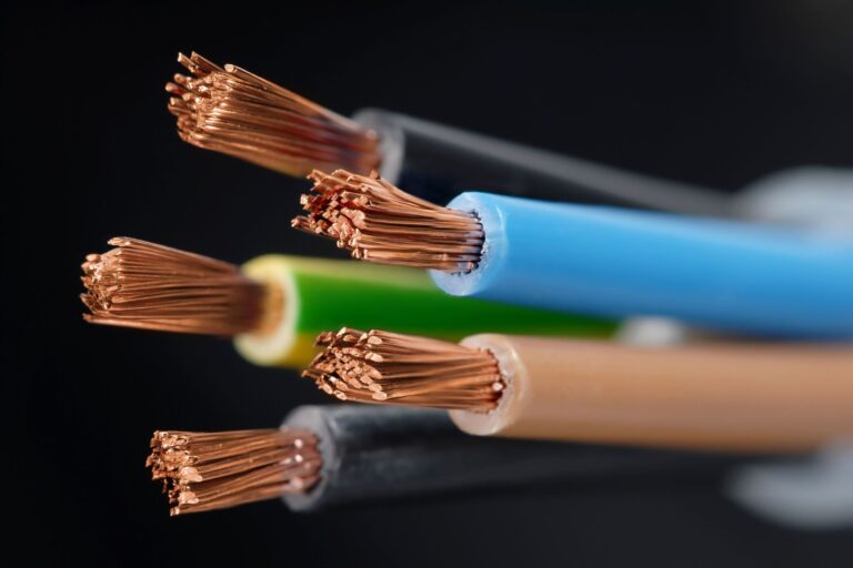 3315684 – macro detail of a powercable.