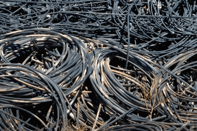 How to Avoid Scrap Cable Scams and Check a Dealer’s Licence (1) How to Avoid Scrap Cable Scams and Check a Dealer's Licence (1)